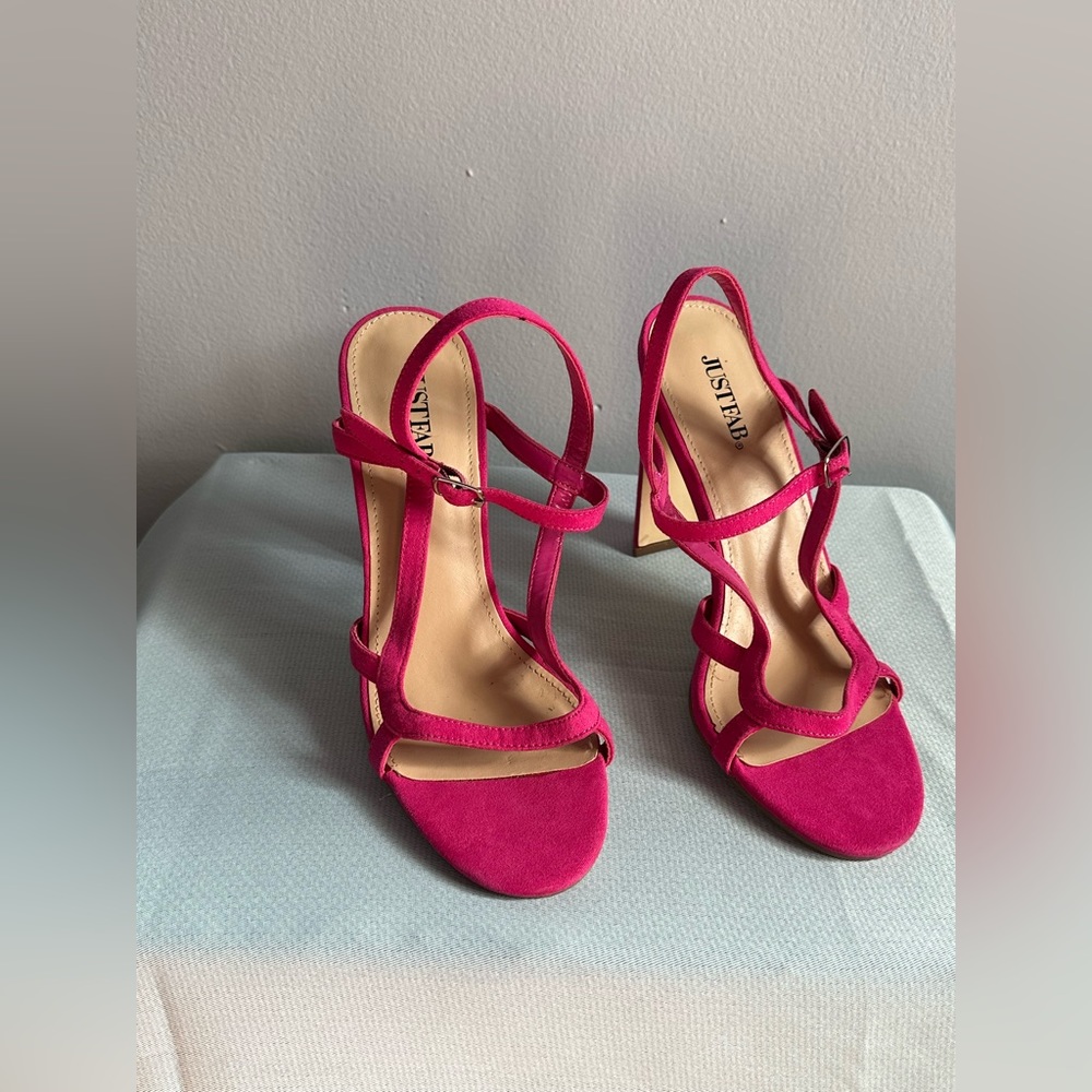 Pink heels size 6.5 JustFab